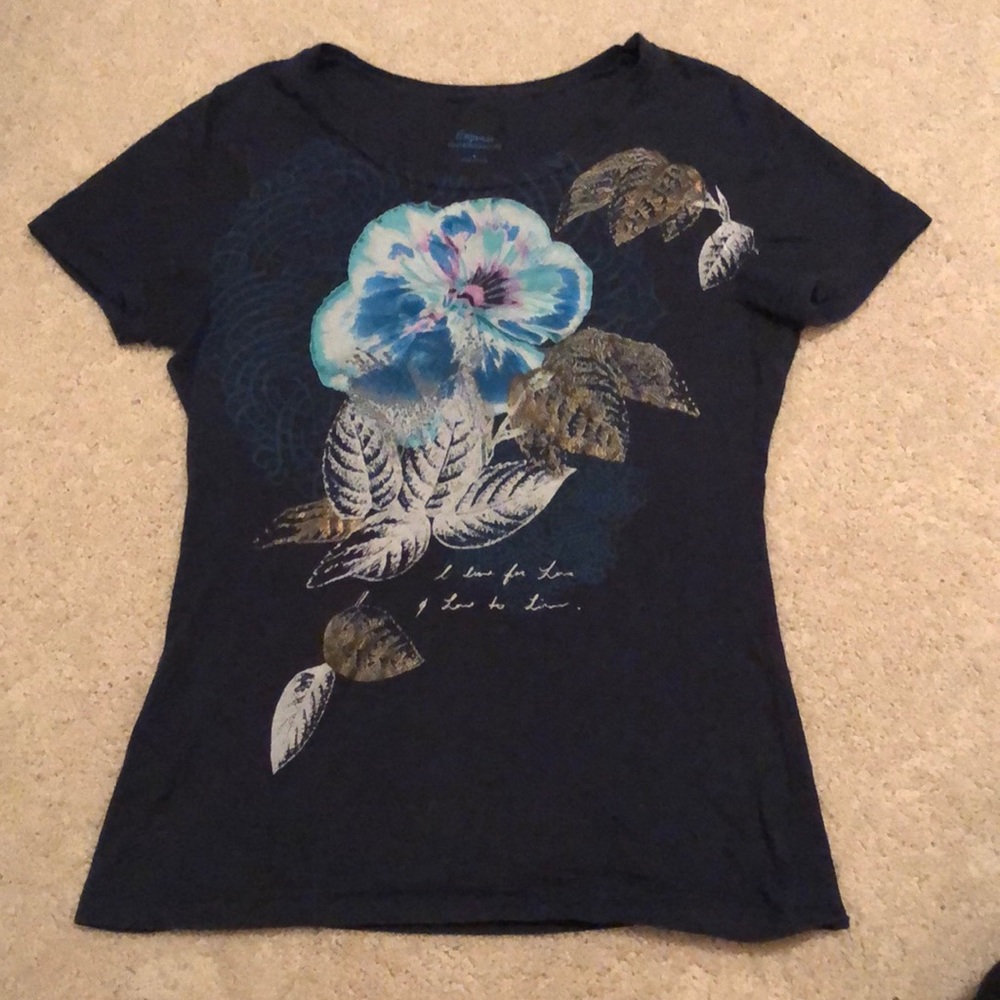 Express feather light tee, size S